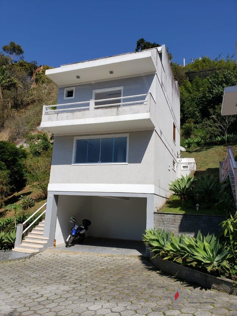 Casa para Alugar  à venda em Valparaíso, Petrópolis - RJ - Foto 1