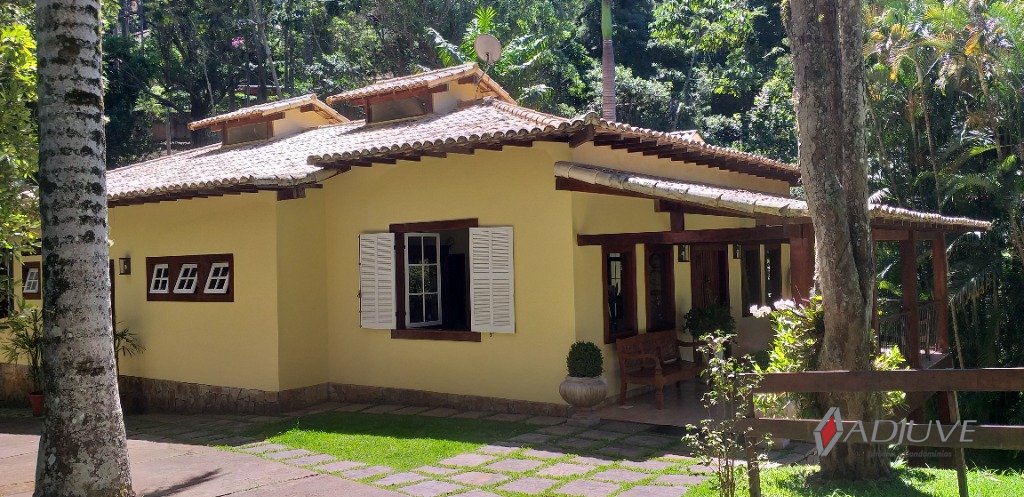 Casa à venda em Corrêas, Petrópolis - RJ - Foto 1