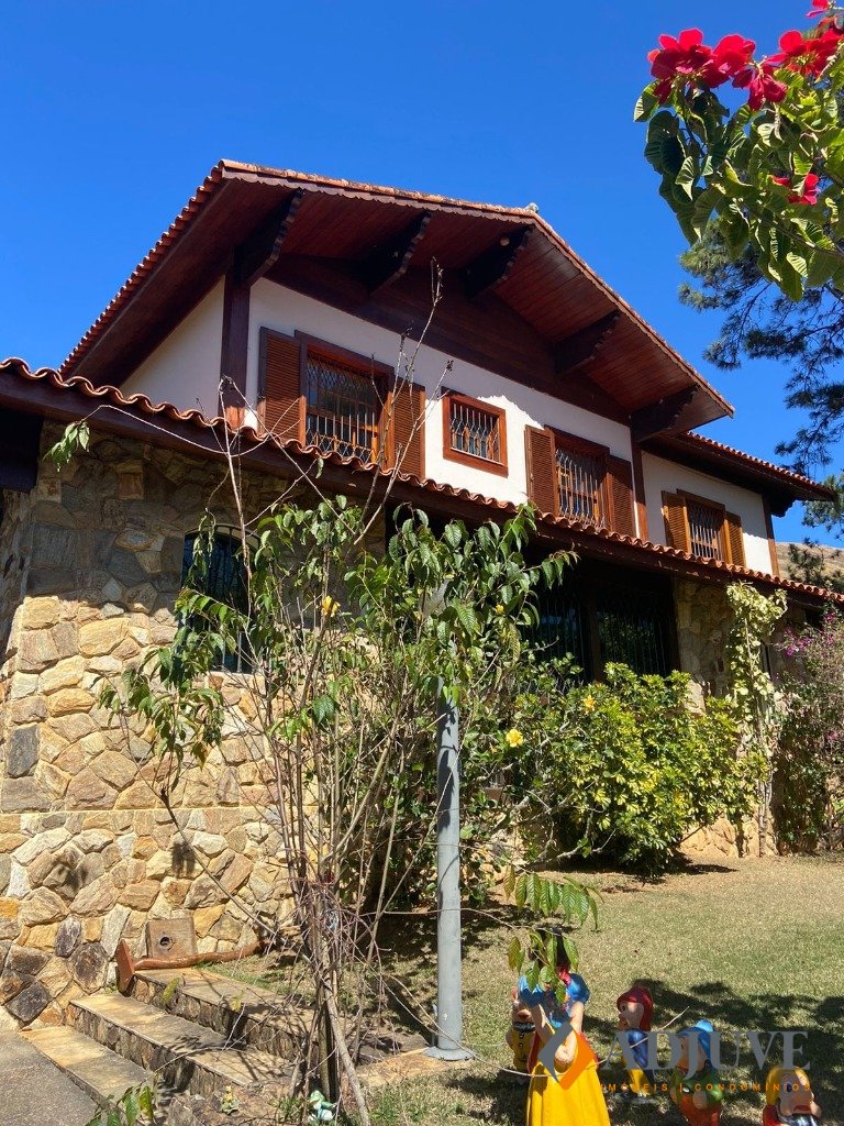 Casa para Alugar  à venda em Samambaia, Petrópolis - RJ - Foto 6