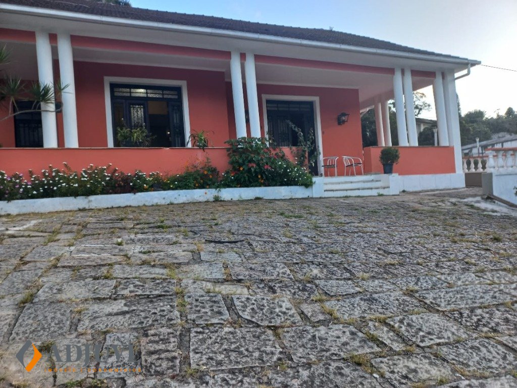 Casa à venda em Saldanha Marinho, Petrópolis - RJ - Foto 1